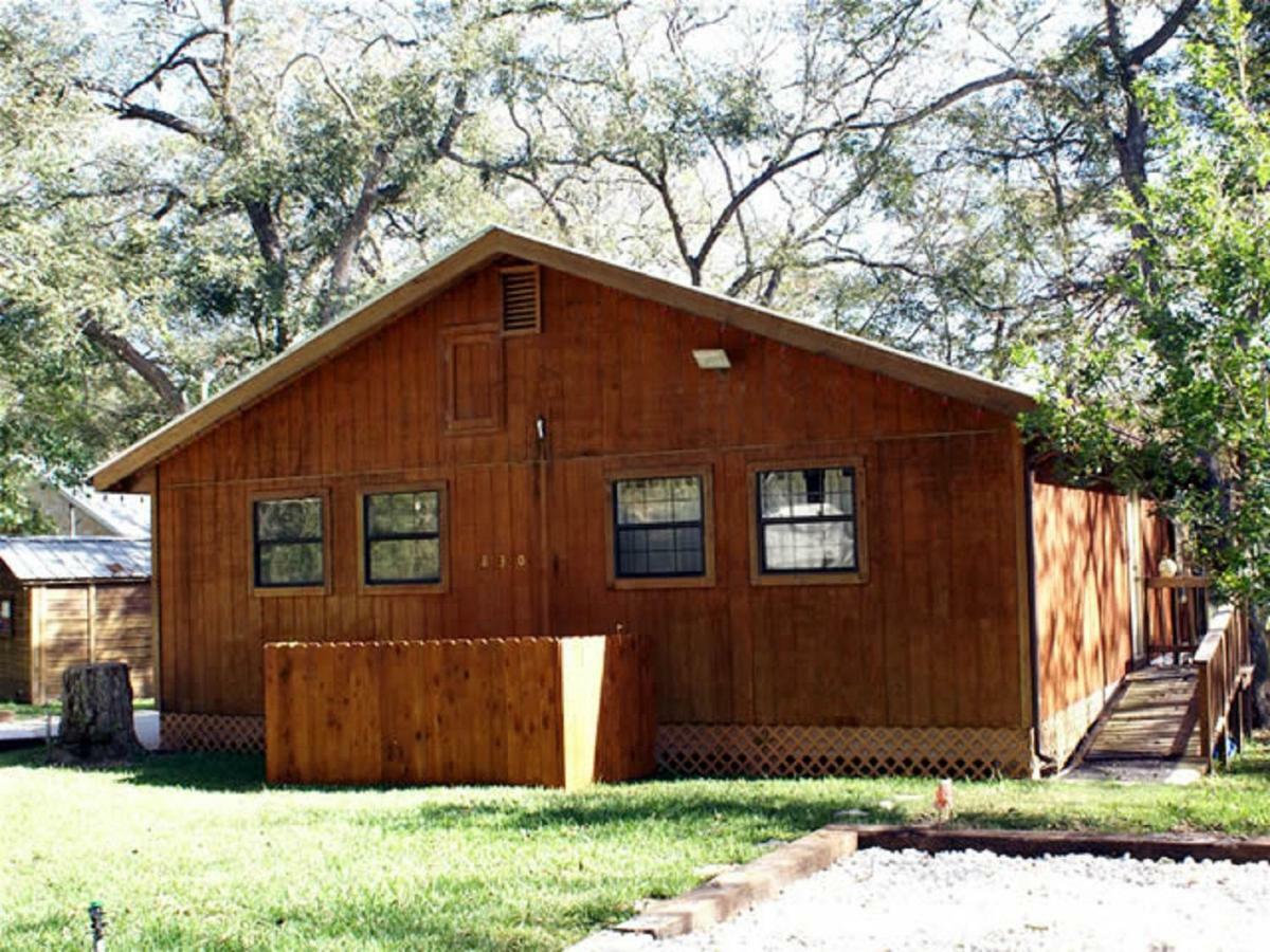 Rio Cancion On The Guadalupe - Cabin #1 Villa Second Crossing Exteriör bild